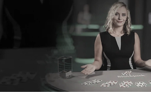 邱天精准助,曾凡博巧妙,上篮得分,皇冠体育app下载,皇冠体育官网,澳门皇冠体育,bet皇冠体育在线