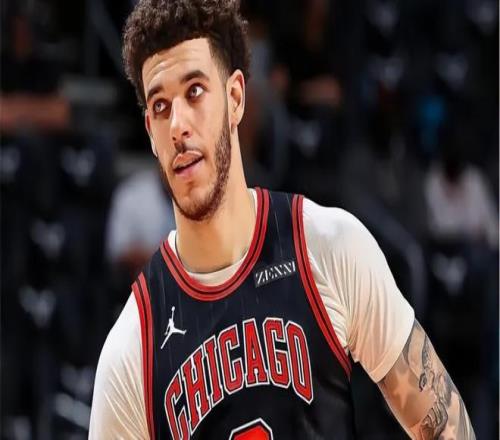 楊評論丹尼,爾斯,防守能力令,皇冠体育app下载,皇冠体育官网,澳门皇冠体育,bet皇冠体育在线