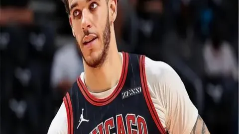 楊評論丹尼爾斯：防守能力令人印象深刻