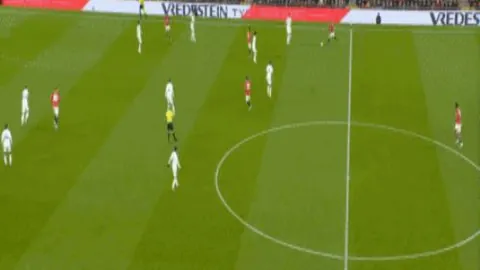 久保建英：信念与热情铸就成功之路。